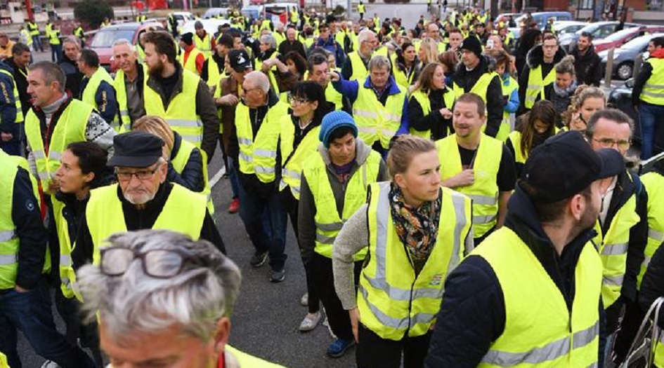  مقتل متظاهرة في احتجاجات حركة "السترات الصفراء" في فرنسا