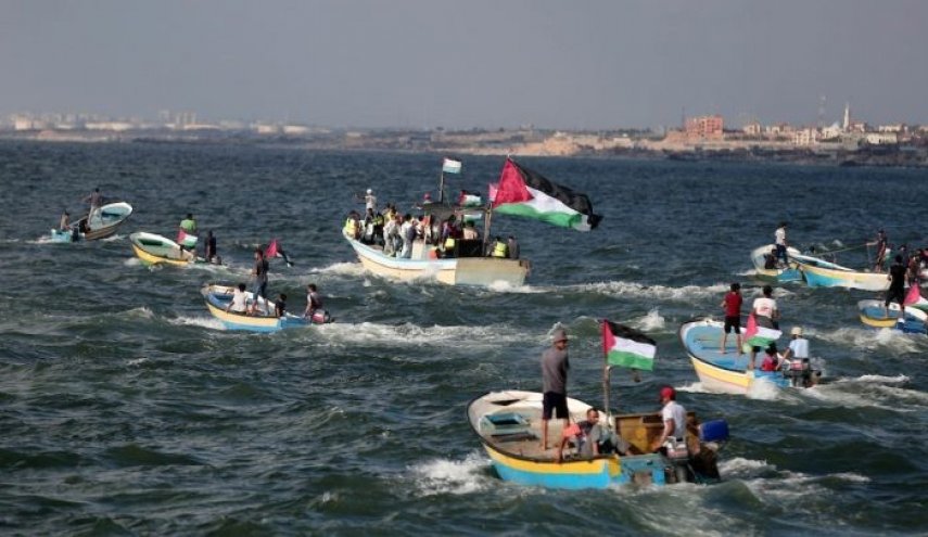 غزة: الاحتلال يطلق النار على السفن المشاركة في المسير البحري