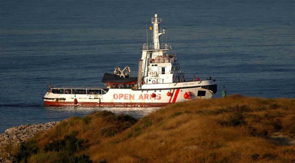 الاحتلال يعترف بإغراقه سفينة لاجئين لبنانيين في 1982