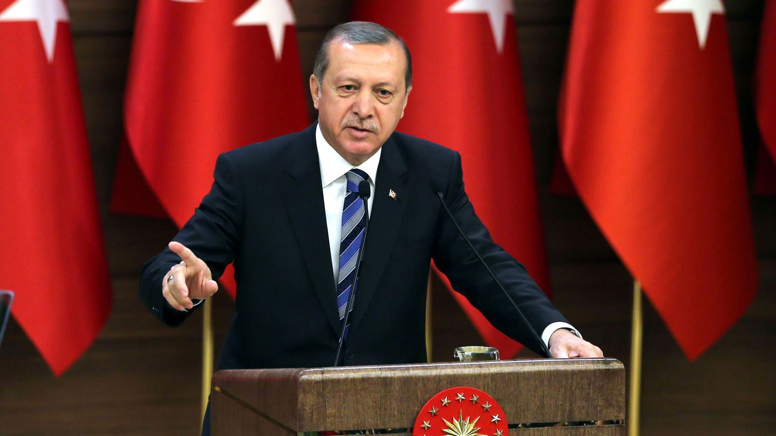 أردوغان يحذر من مخطط لإعادة رسم المنطقة بدءا بسوريا والعراق