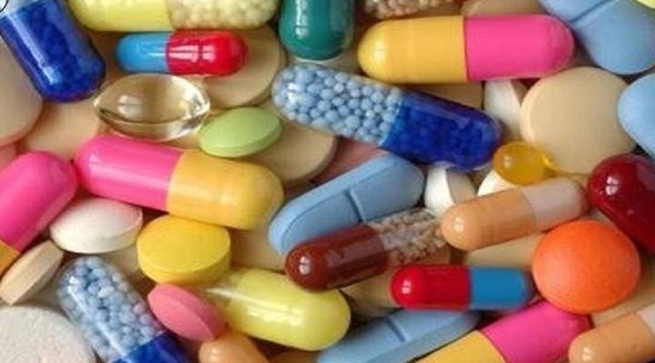 ايران تزيح الستار عن 6 أدوية مصنعة محليا
