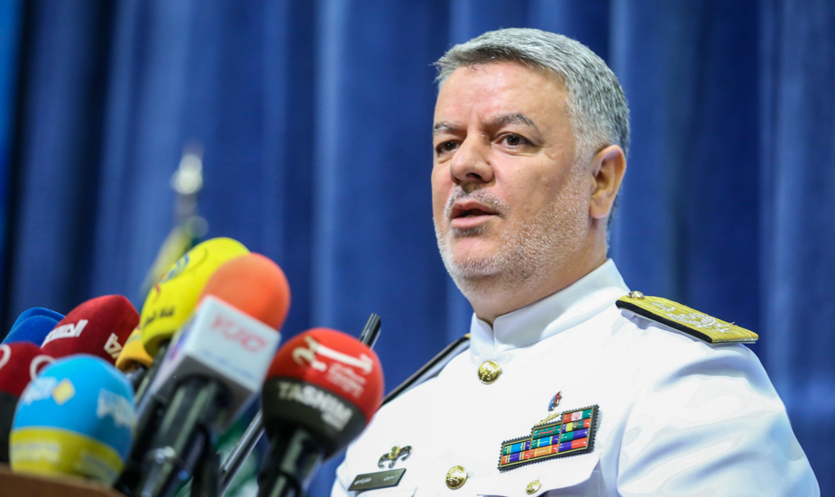 توصیه رهبر انقلاب به نیروی دریایی ارتش برای دریانوردی اقیانوسی 