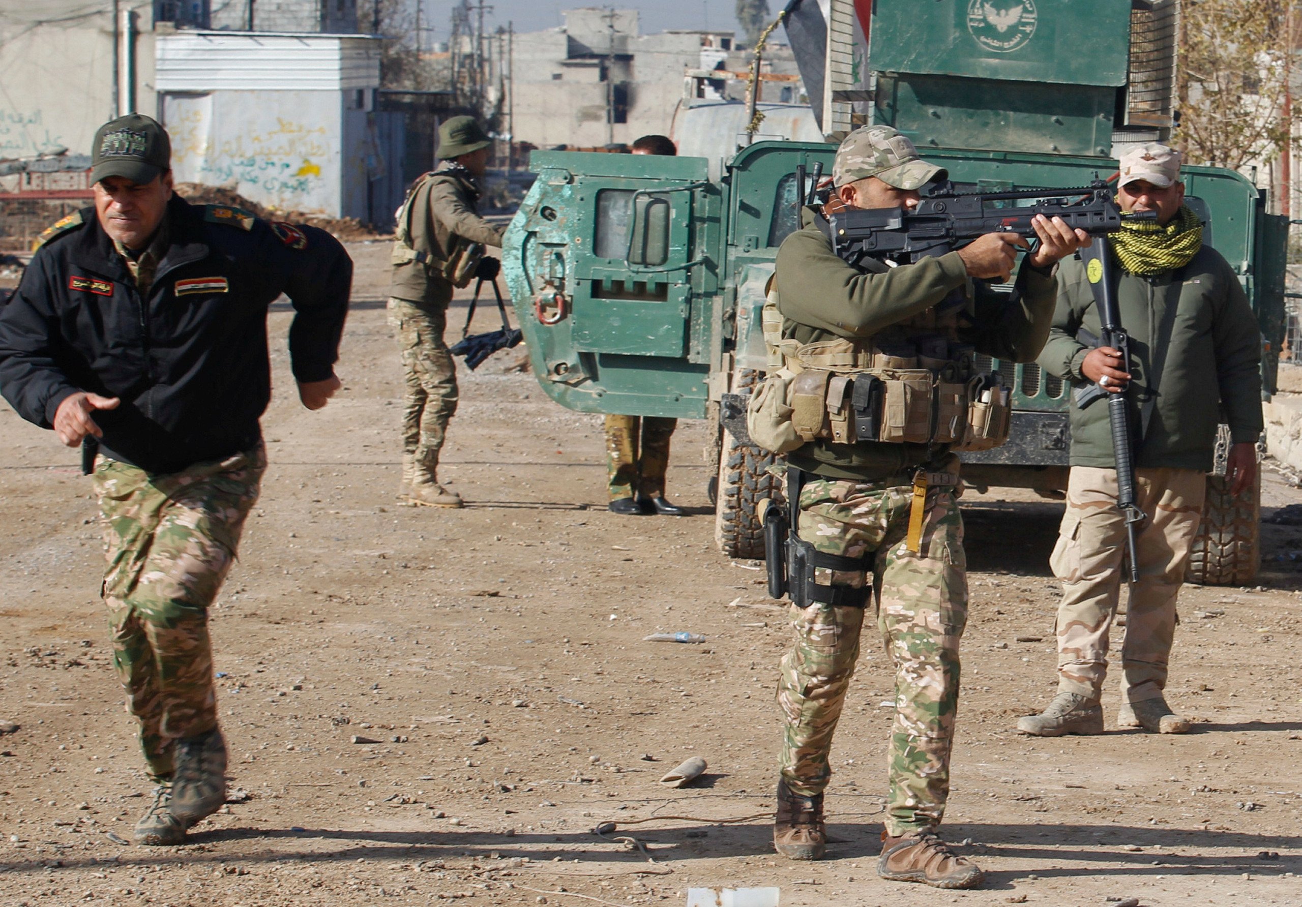 القوات العراقية تقبض على إرهابي مهم في الموصل