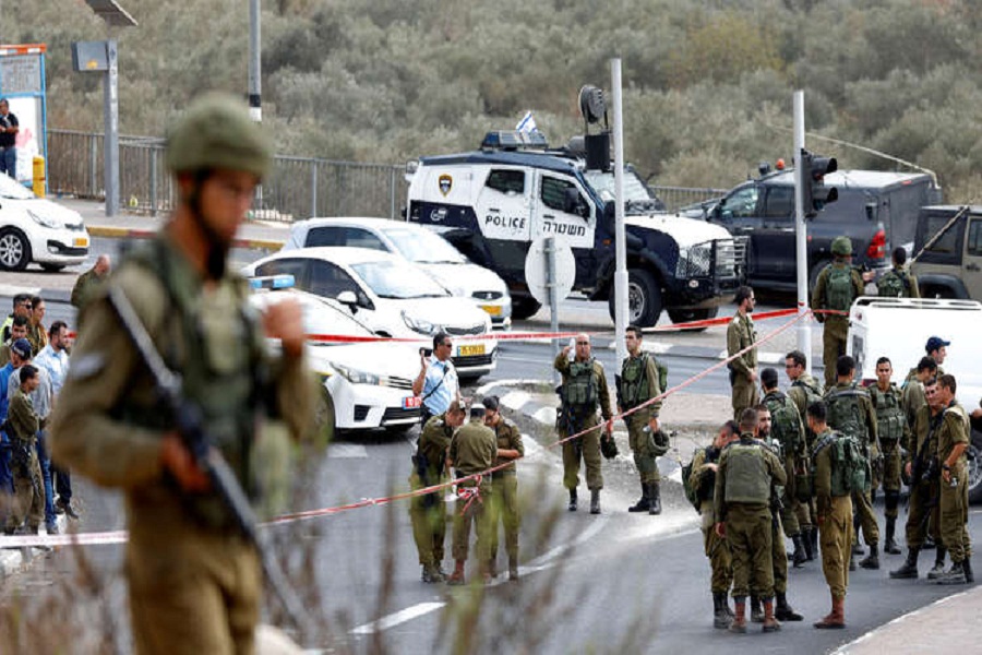 محاصره ساختمان وزارت دارایی تشکیلات خودگردان توسط ارتش اسرائیل
