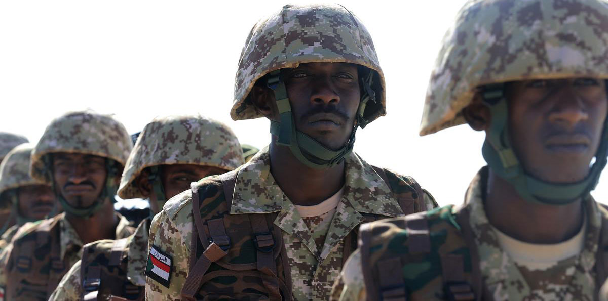 افشای رفتار نژادپرستانه سعودیها با نظامیان سودانی 