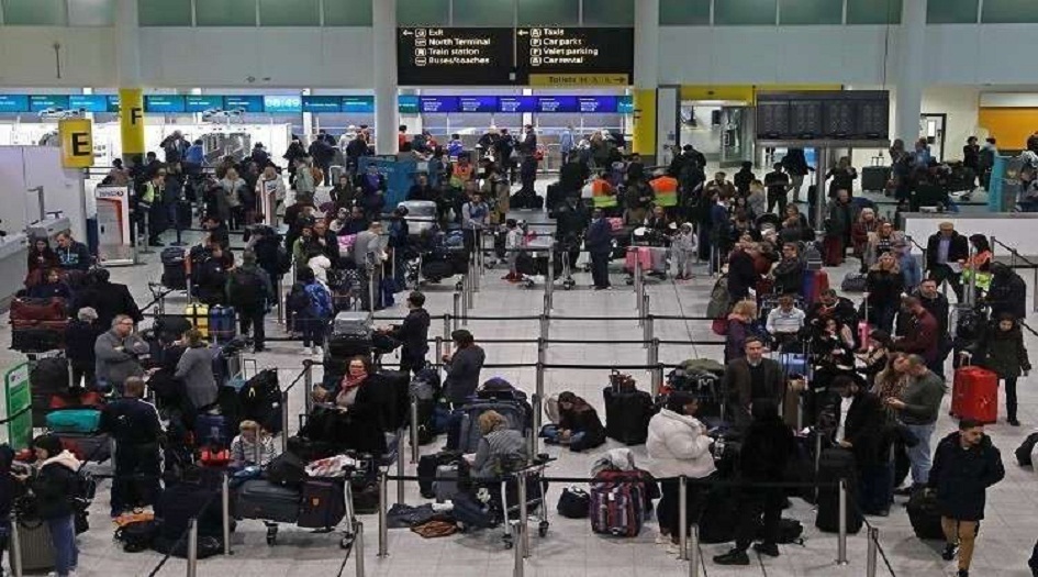 القاء القبض على شخصين تسببا بتعطيل مطار لندن