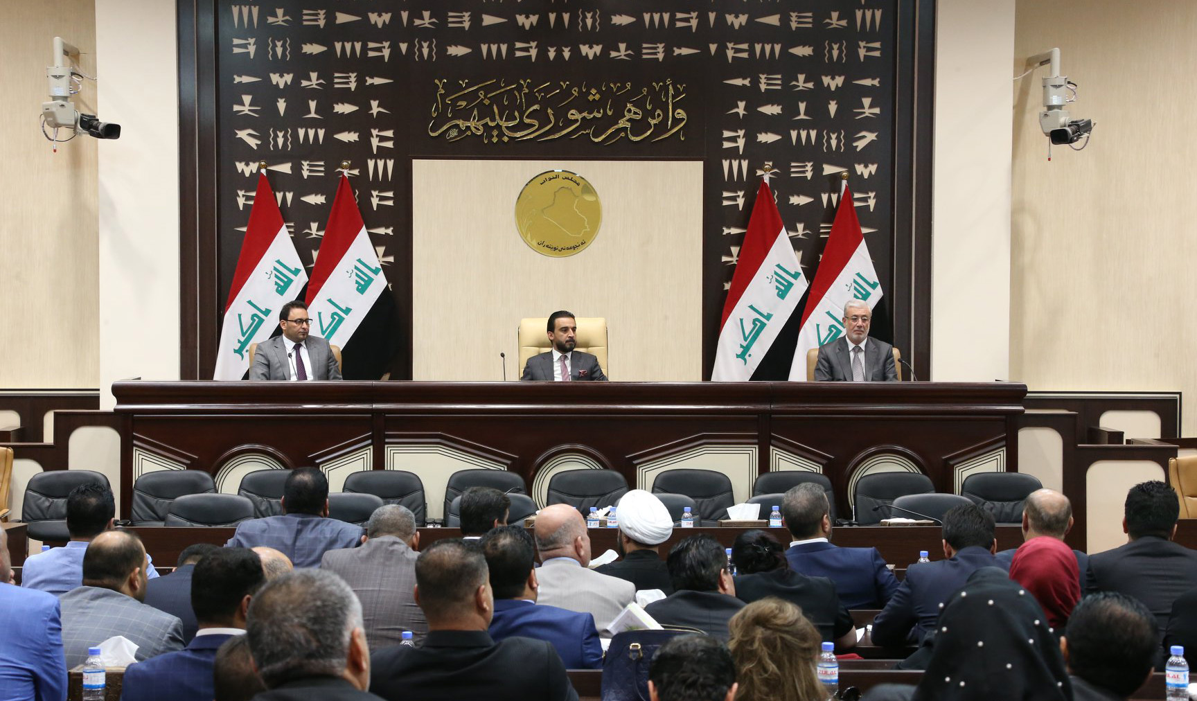 البرلمان العراقي يبحث اليوم تداعيات الإنسحاب الامريكي من سوريا