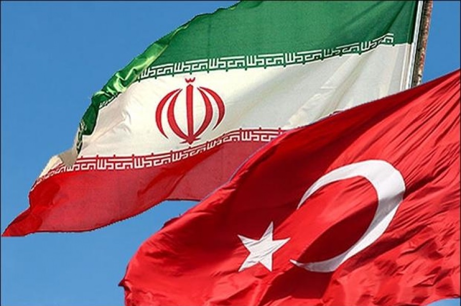 رای الیوم : عربستان نمی تواند مانند ایران و ترکیه به قدرت منطقه ای تبدیل شود
