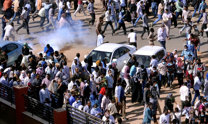 السودان.. تجدد الاحتجاجات قرب الخرطوم