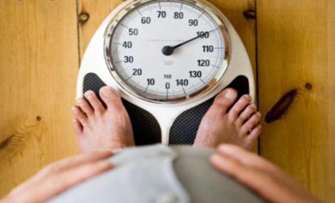 دراسة تكشف سببا غير متوقع لزيادة الوزن