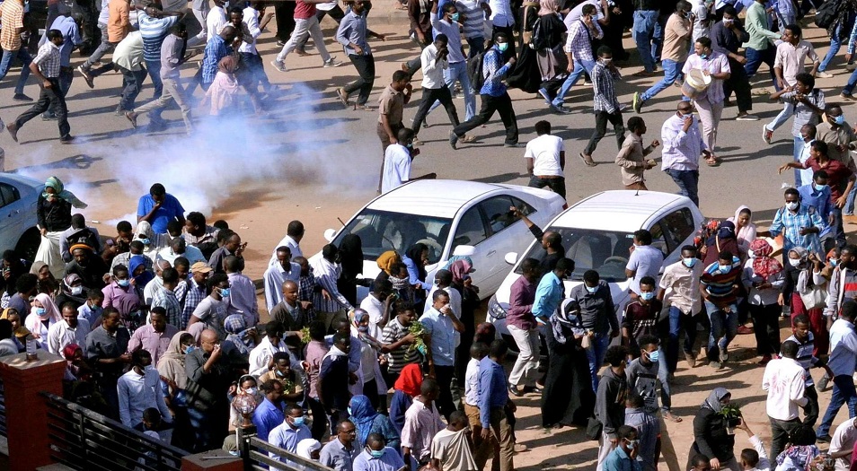 سقوط قتلى وجرحى خلال تظاهرات أم درمان السودانية 