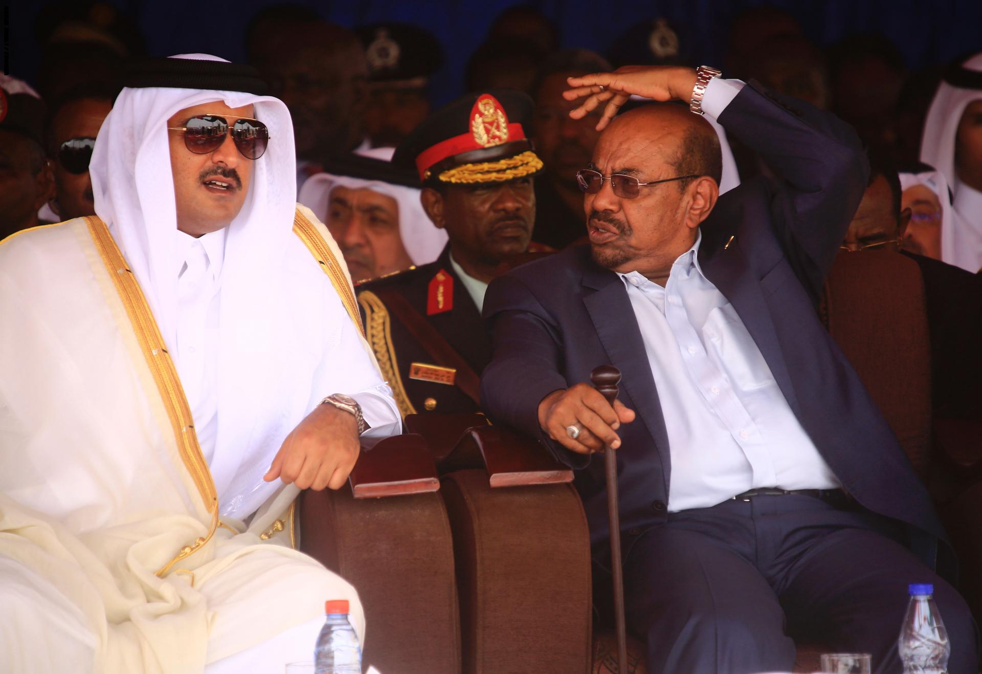 أمير قطر والرئيس السوداني يجريان مباحثات في الدوحة 