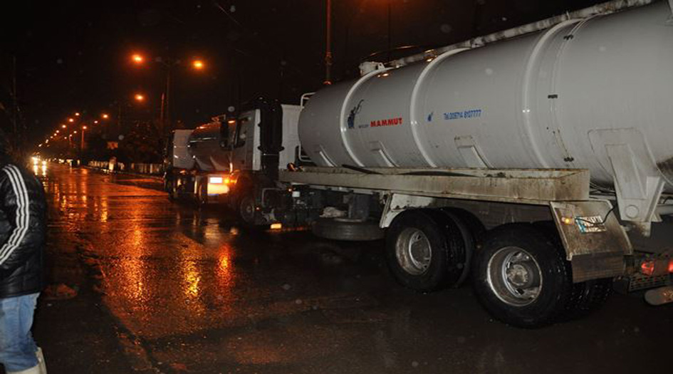 أمانة بغداد تعلن السيطرة على مياه الأمطار (صور)