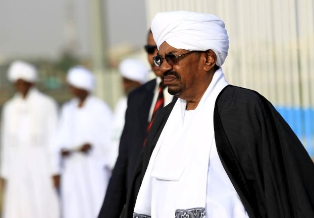 البشیر: برخی طرف‌های سیاسی از اعتراضات در سودان سوء استفاده می‌کنند