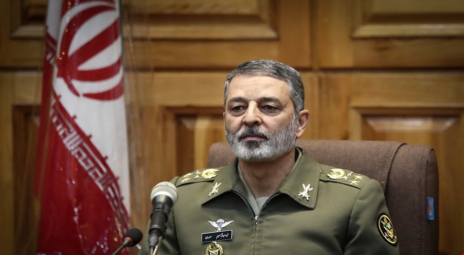 قائد الجيش الايراني: القوات المسلحة في ذروة قوتها