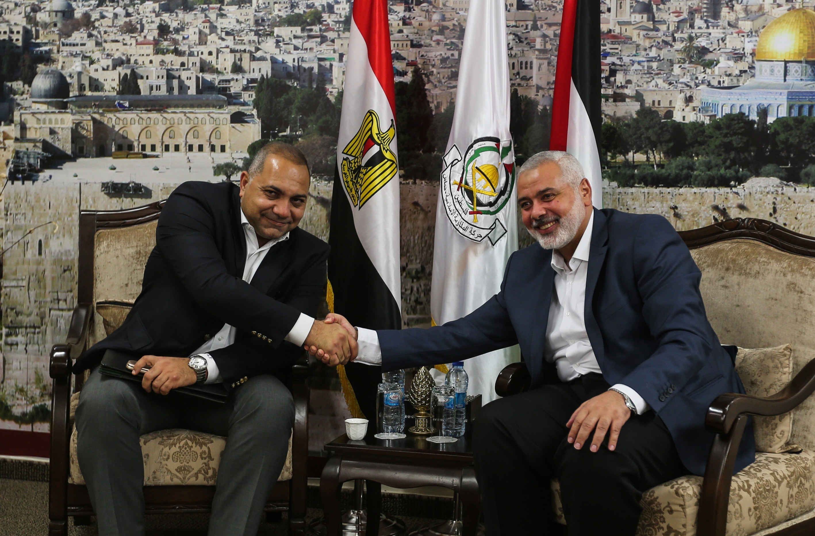 دیدار رئیس دفتر سیاسی جنبش حماس با رئیس سازمان اطلاعات مصر
