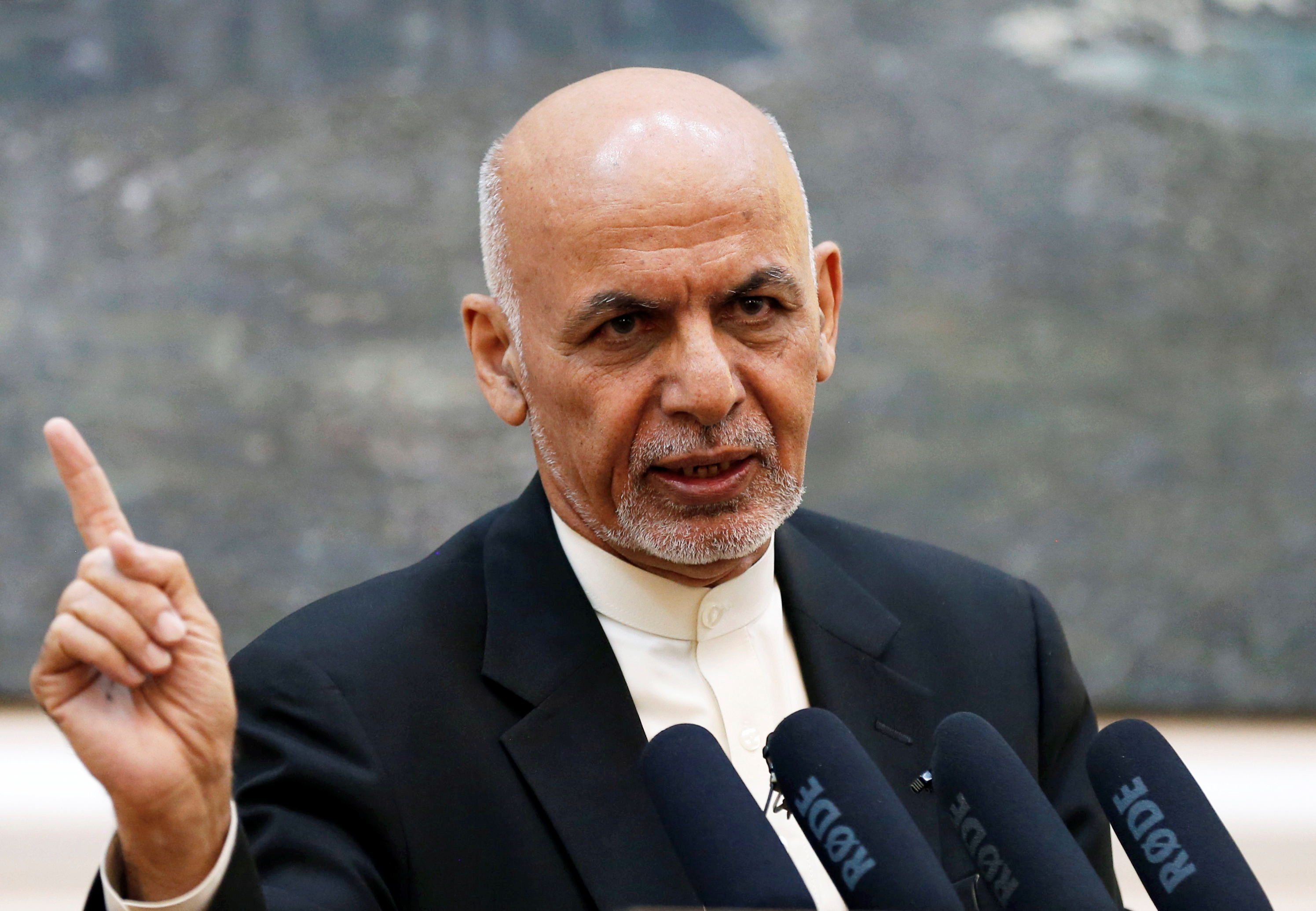 تعليق غاضب من الرئيس الأفغاني على اتفاق طالبان وألولايات المتحدة