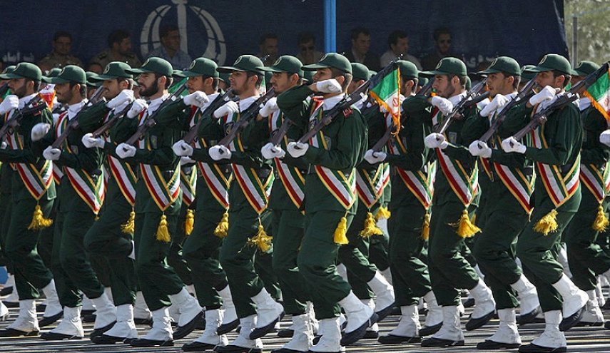 27 شهيدا و13 جريحا حصيلة الهجوم الارهابي الانتحاري في زاهدان