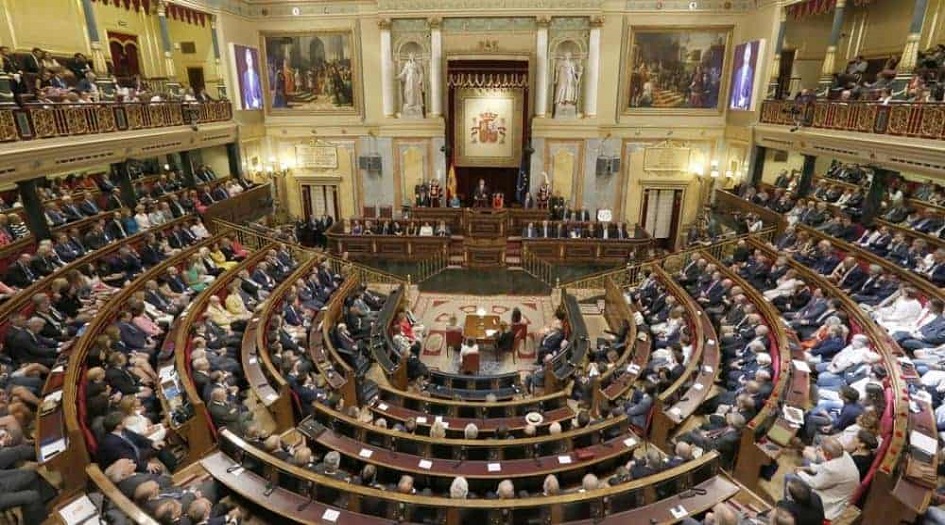 البرلمان الإسباني يرفض موازنة رئيس الحكومة