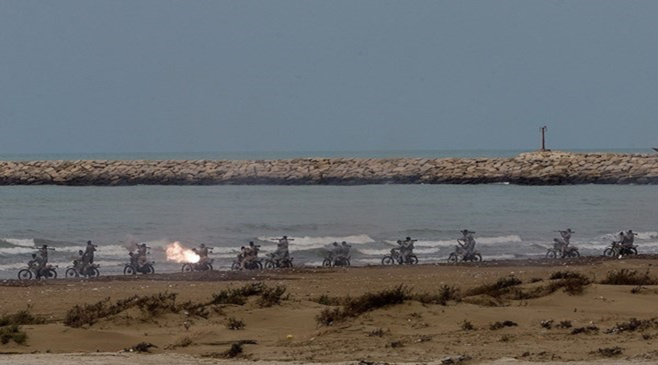بالصور.. مناورات البحرية الايرانية على سواحل مكران