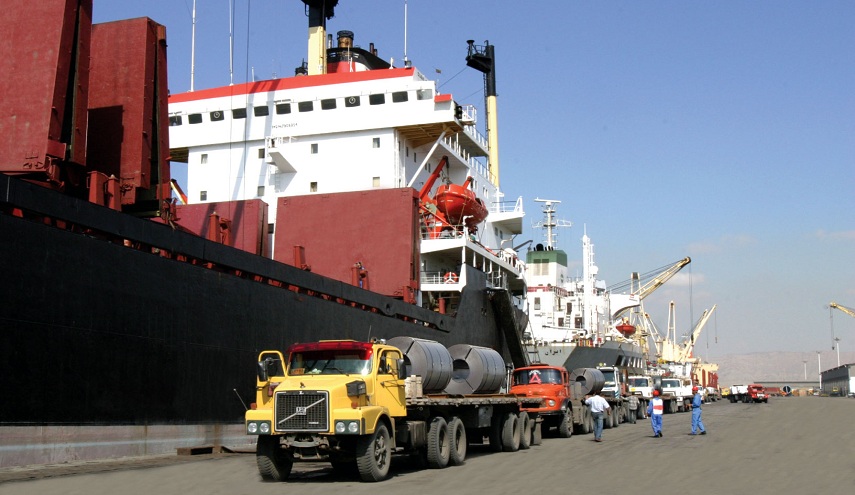 مستثمرون أجانب يحطون الرحال في ميناء جابهار الدولي
