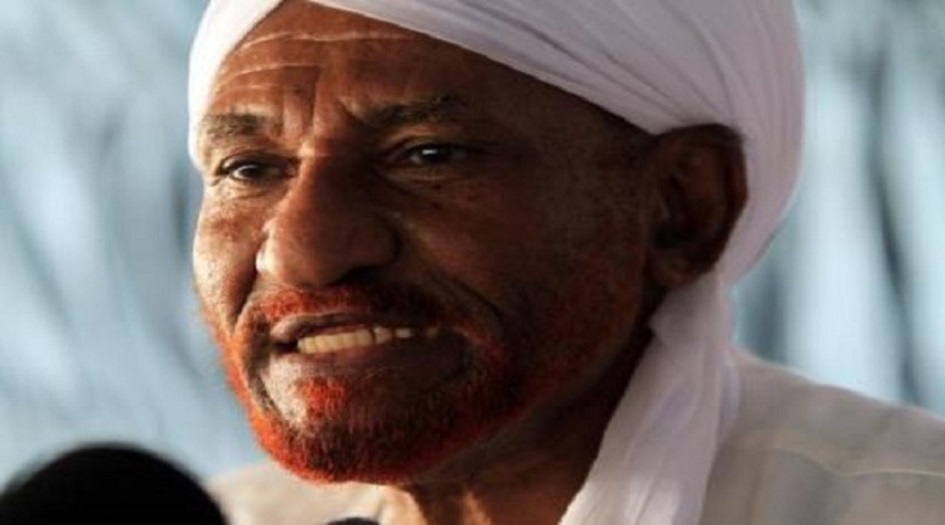 المهدي يدعو البشير للتنحي ويعرض مقترحات لحل أزمة السودان