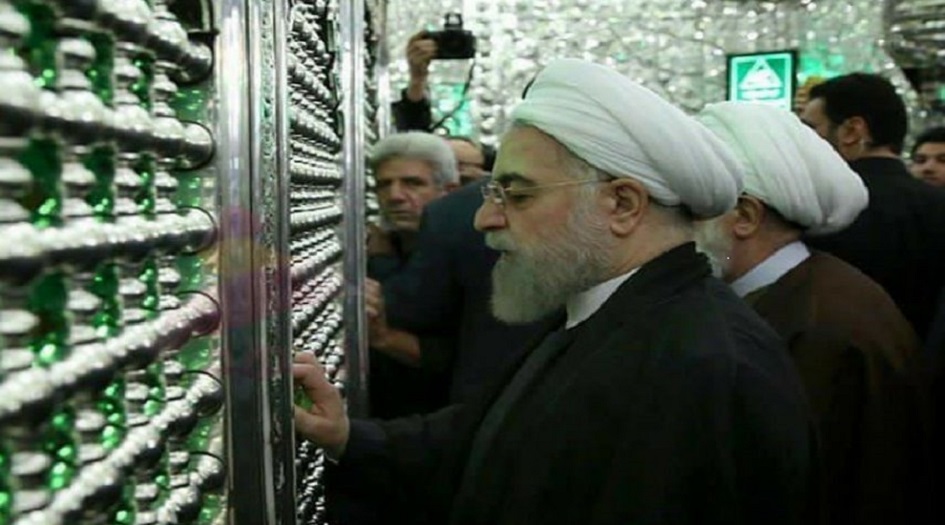 الرئيس روحاني يزور مرقد الإمامين الكاظمين عليهما السلام