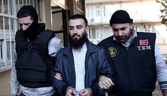 بازداشت 14 تروریست عضو داعش در سوریه