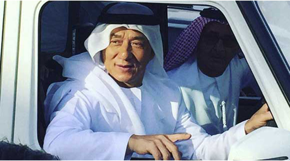 جاكي شان بالملابس العربية في دبي!!