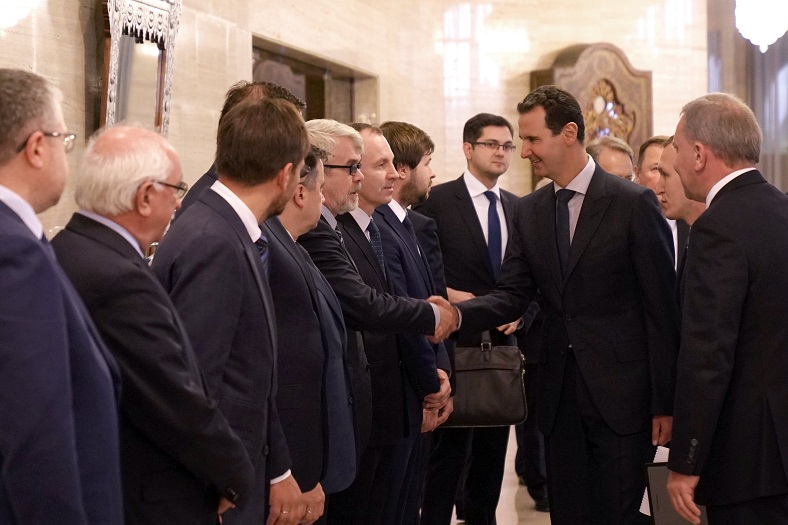 نائب رئيس الوزراء الروسي يلتقي الأسد في دمشق