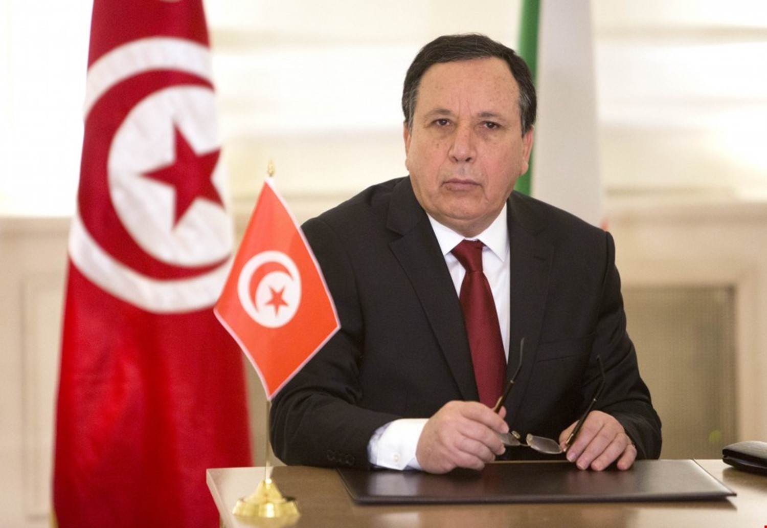 تونس تحذر من مخاطر حرب طرابلس االيبية على دول الجوار