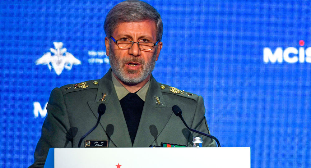 هكذا علق وزير الدفاع الإيراني على احتمال حدوث اشتباك مع أمريكا في سوريا