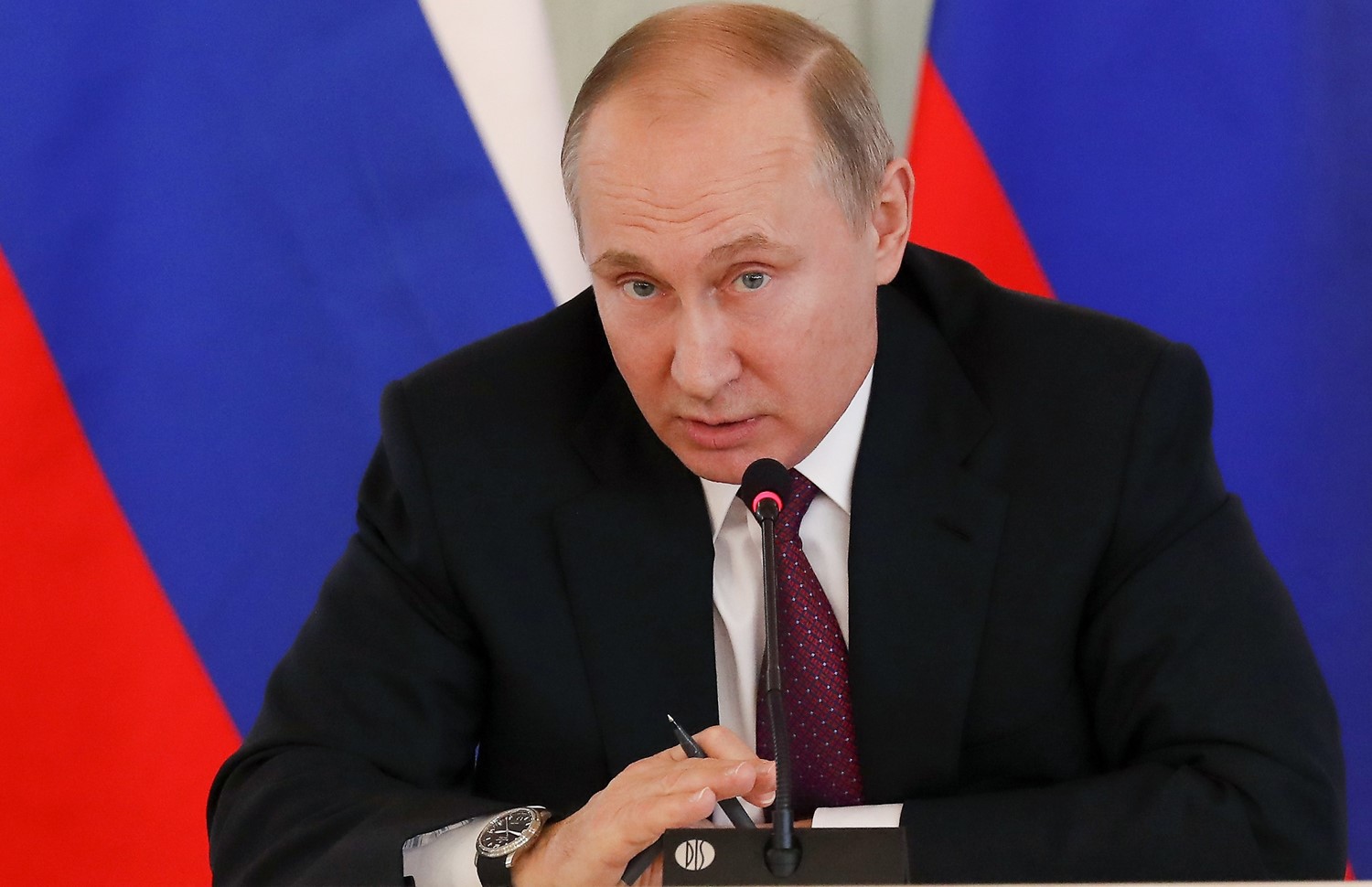 الرئيس الروسي يدعو للانضمام إلى مشروعي الطريق البحري الشمالي وطريق الحرير
