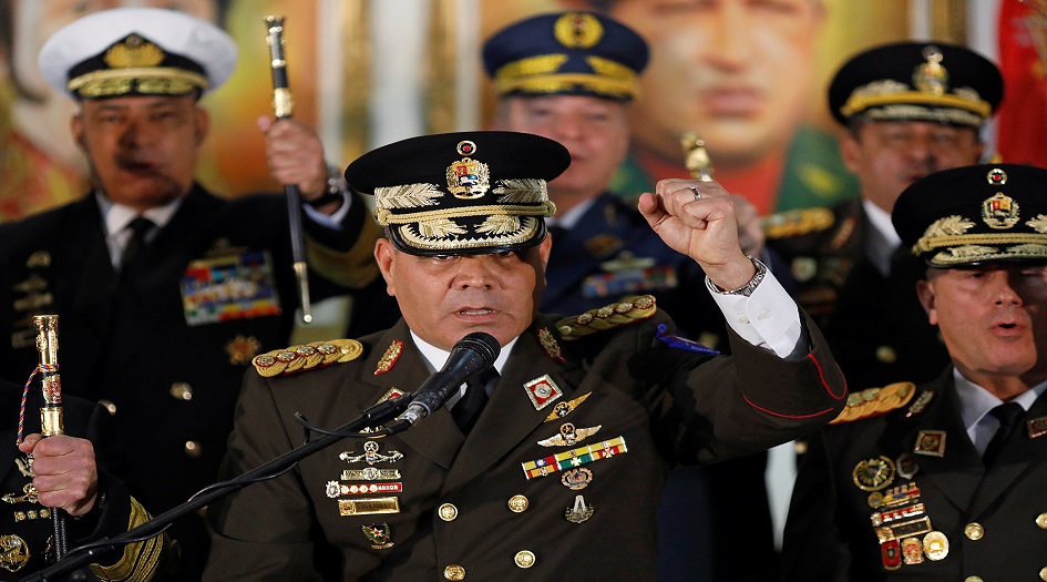 وزير الدفاع الفنزويلي يرد بحزم على محاولة الانقلاب الاميركية