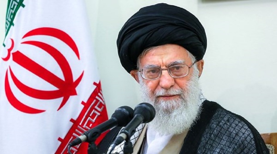 قائد الثورة : لن تقع أي حرب والمقاومة هي الخيار النهائي للشعب الايراني