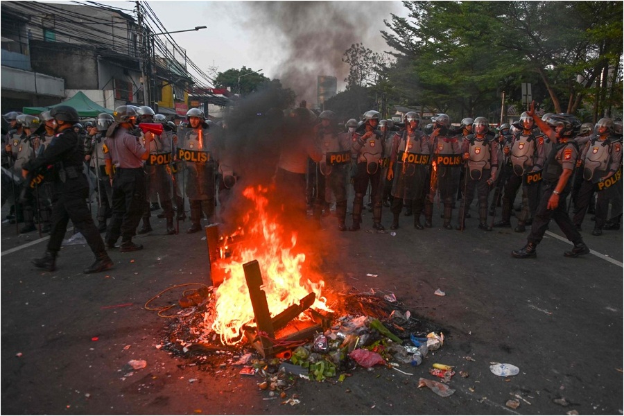 ناآرامی های انتخاباتی اندونزی6 کشته و 200 مجروح برجای گذاشت