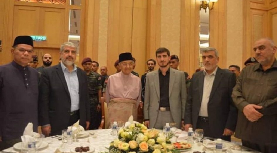 رئيس الوزراء الماليزي يبحث مع وفد حماس صفقة ترامب