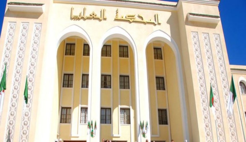 الجزائر ... إحالة ملفات مسؤولين كبار إلى المحكمة العليا