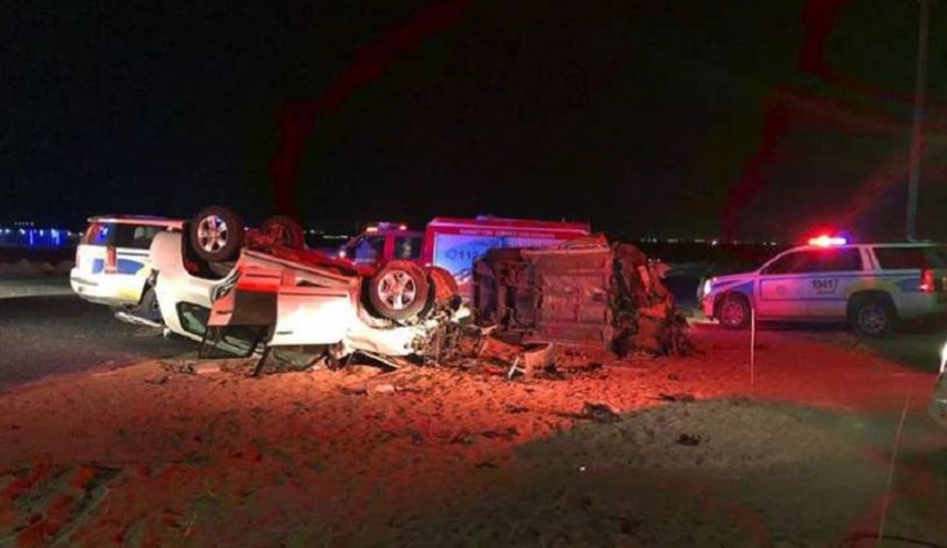 بالصور.. 8 قتلى بحادث سير مروع في الكويت