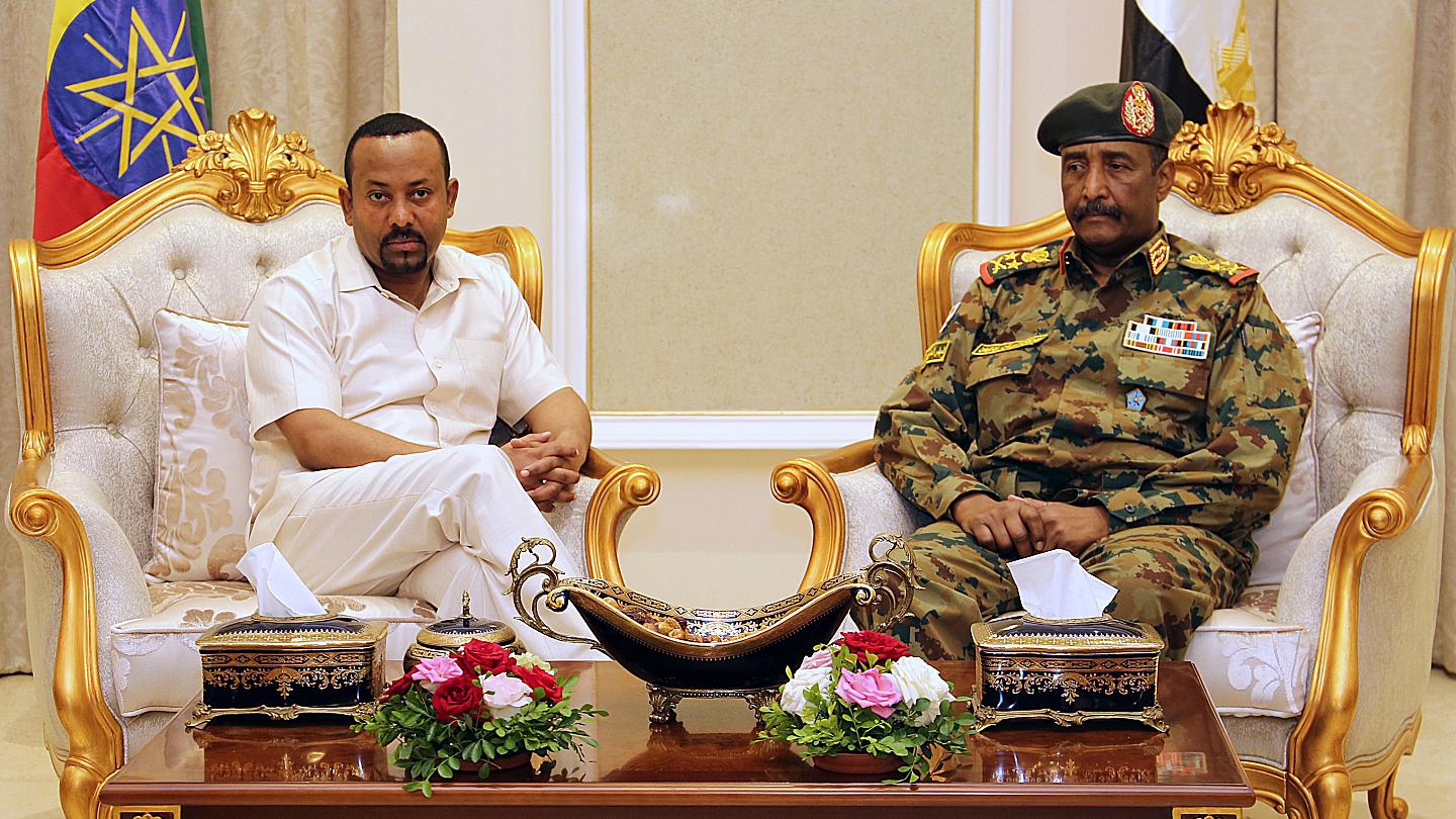 وساطة إثيوبية على أنقاض الاعتصام: لا تفاؤل بجولة تفاوض جديدة
