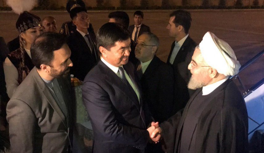الرئيس روحاني يصل الى بيشكك