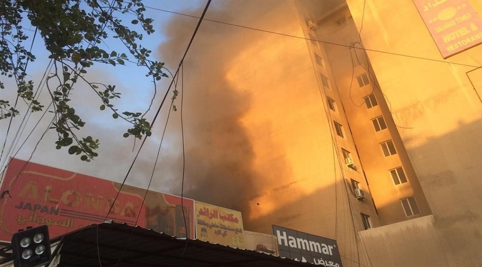 بالصور... اندلاع حريق في مخزن وسط بغداد