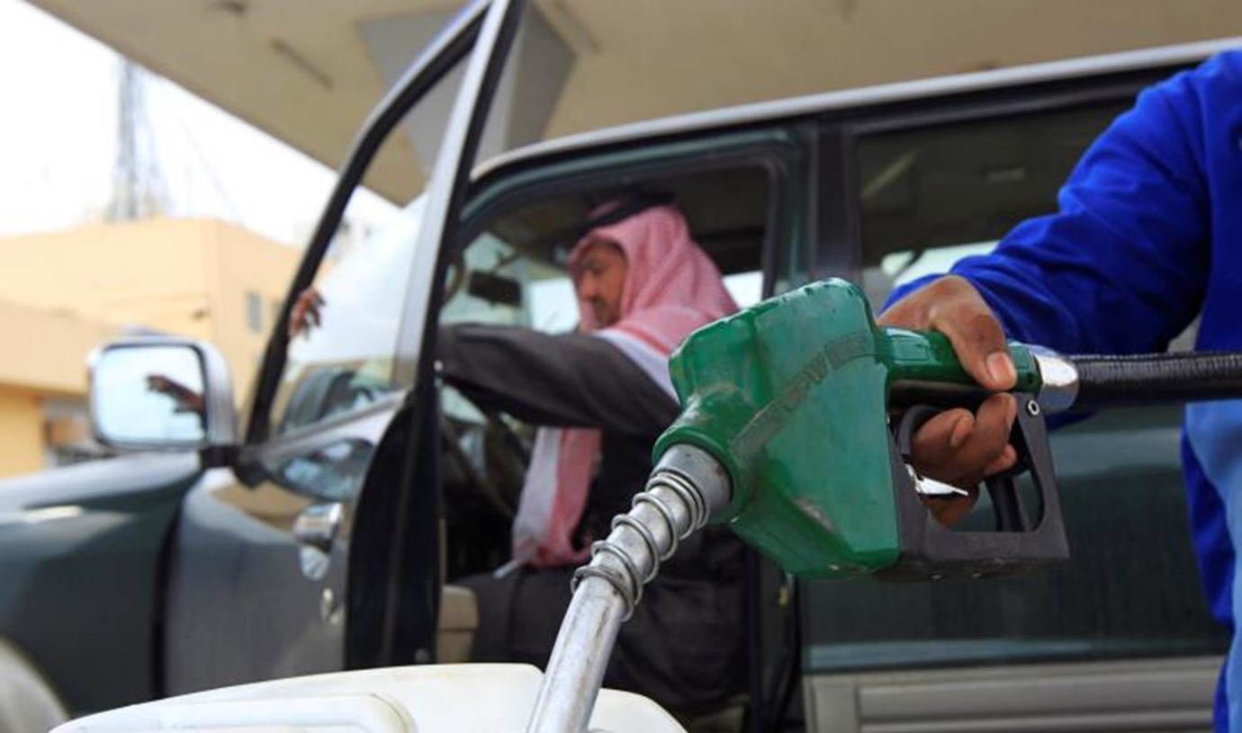 ضجة في السعودية بسبب ارتفاع اسعار البنزين