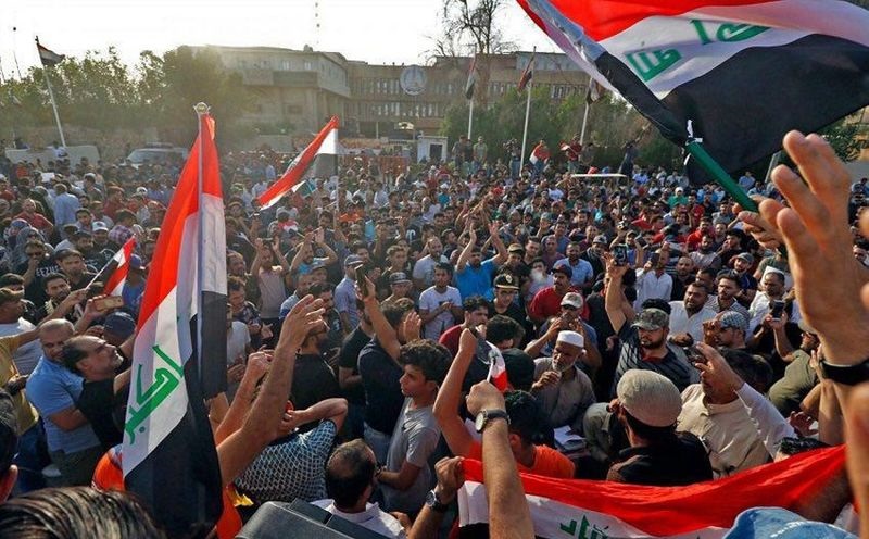 عراقی ها به تظاهرات در روز جمعه دعوت شدند
