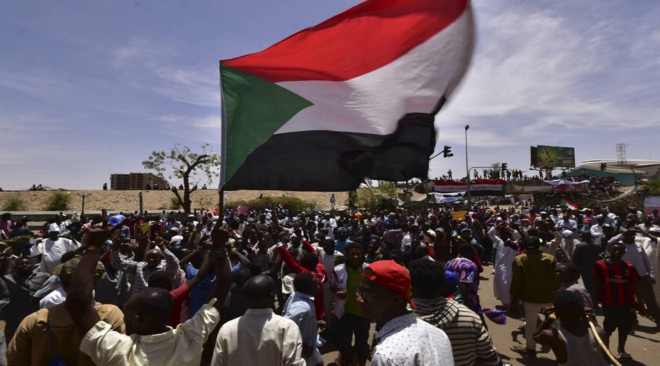 المفاوضات السودانية إلى طريق مسدود: «العسكري» يراوغ ببنود الاتفاق