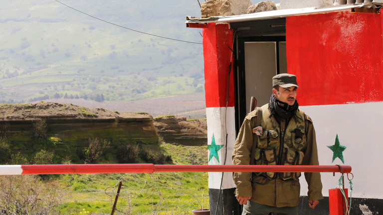 الشرطة السورية تفتتح نقاط تفتيش بالقرب من العراق