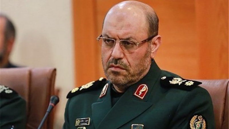 سردار دهقان در گفتگو با الجزیره:  ناوهای هواپیمابر و پایگاه‌های آمریکا در تیررس موشک‌های ایران است  (تکمیلی)