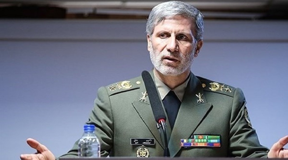 وزير الدفاع الايراني يكشف عن اختبارات صاروخية منتظمة