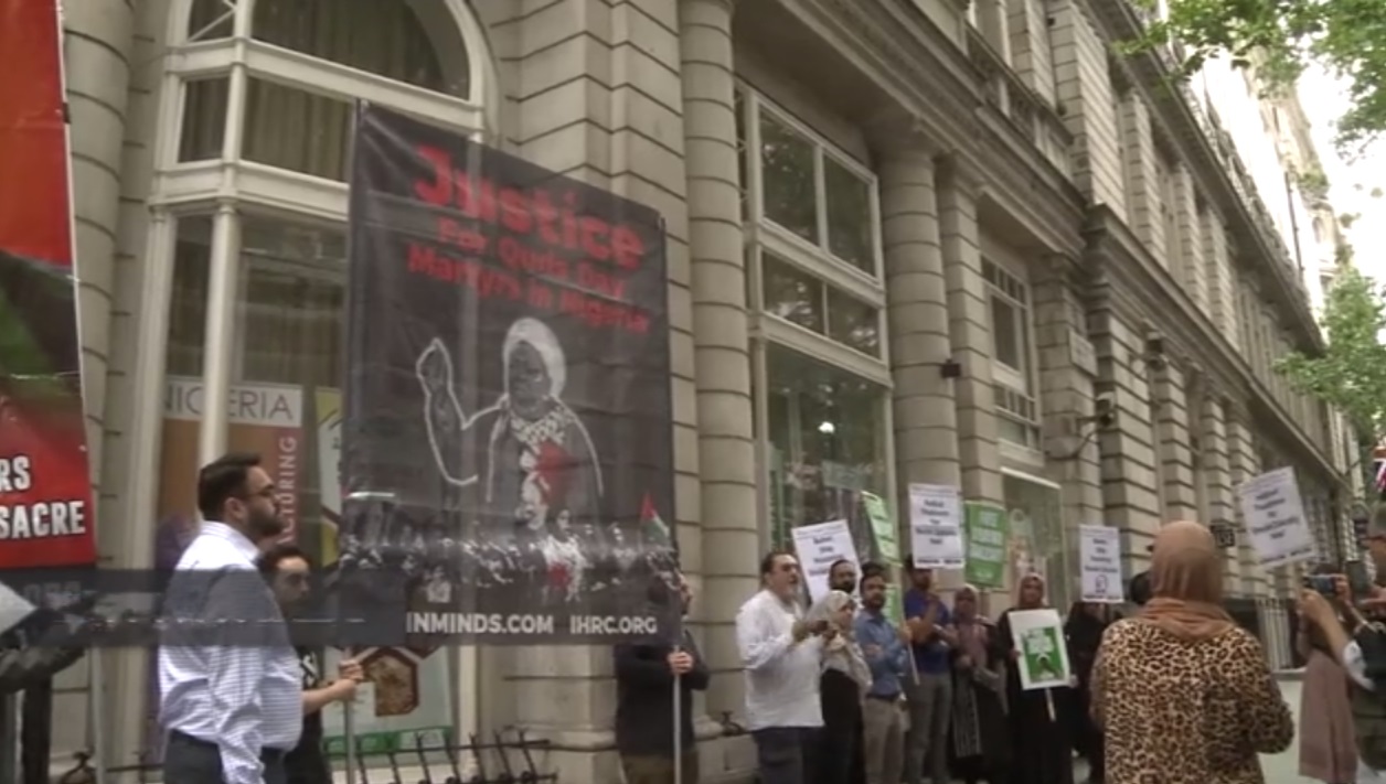 ادامه تحصن معترضان به حبس شیخ زکزاکی در لندن