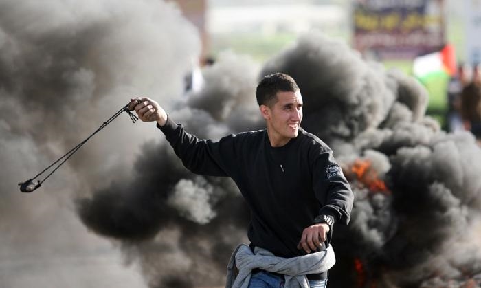 فراخوان گروه‌های فلسطینی برای تشدید مقاومت مردمی در اراضی اشغالی